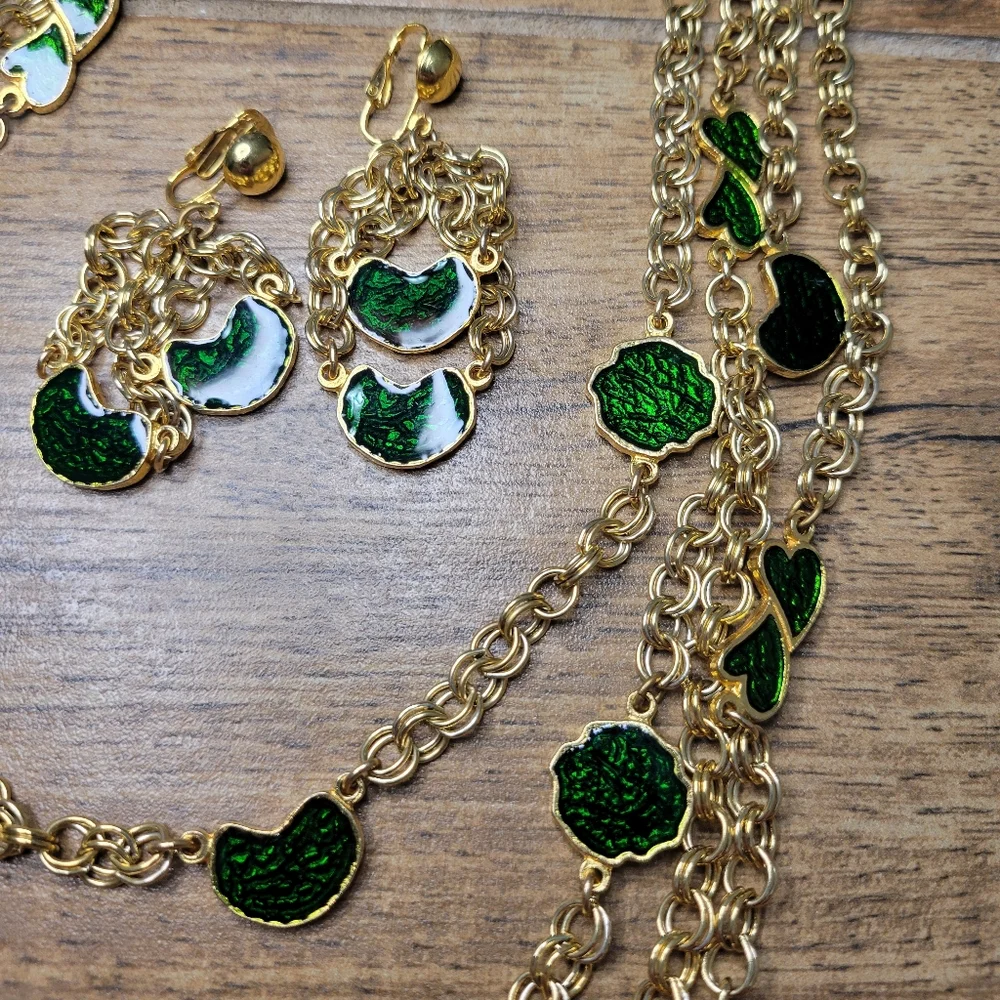 vintage green and gold necklace with matching earrings set